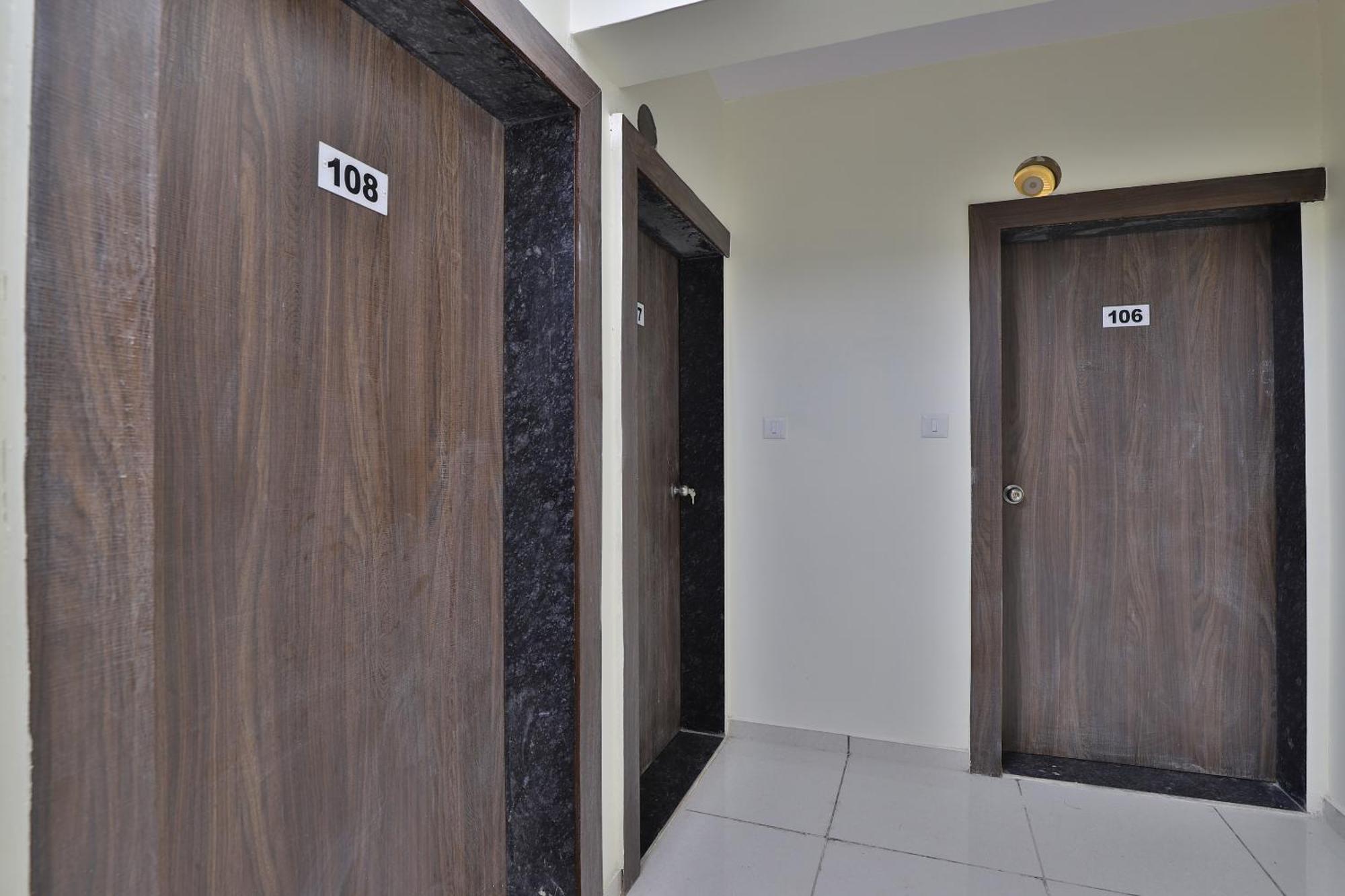 Hotel O Sunway Ahmedabad Exterior photo
