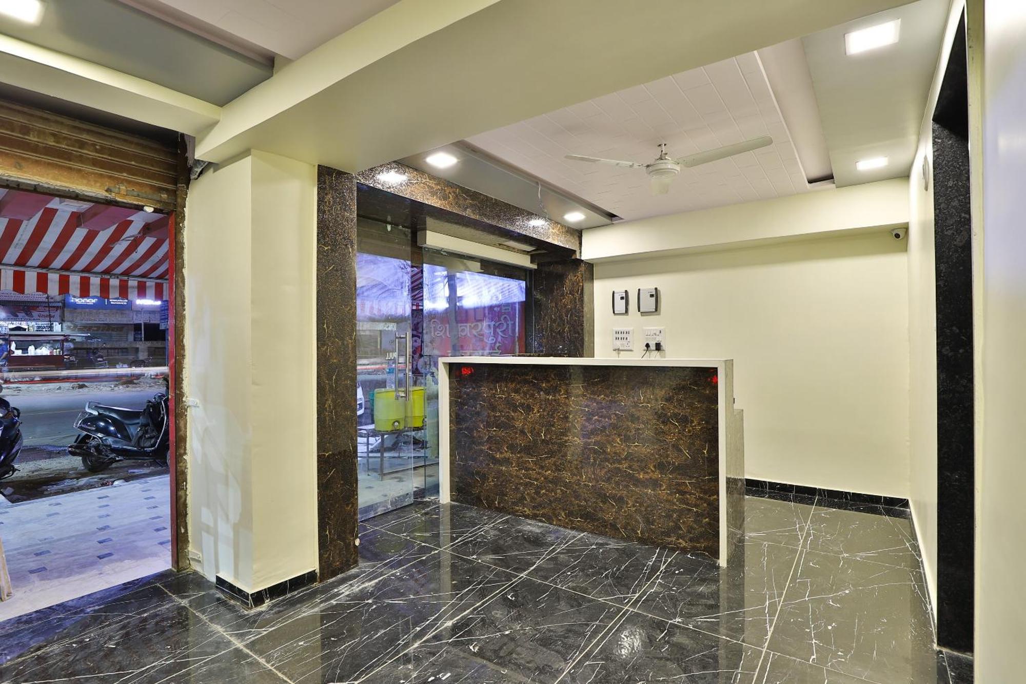 Hotel O Sunway Ahmedabad Exterior photo